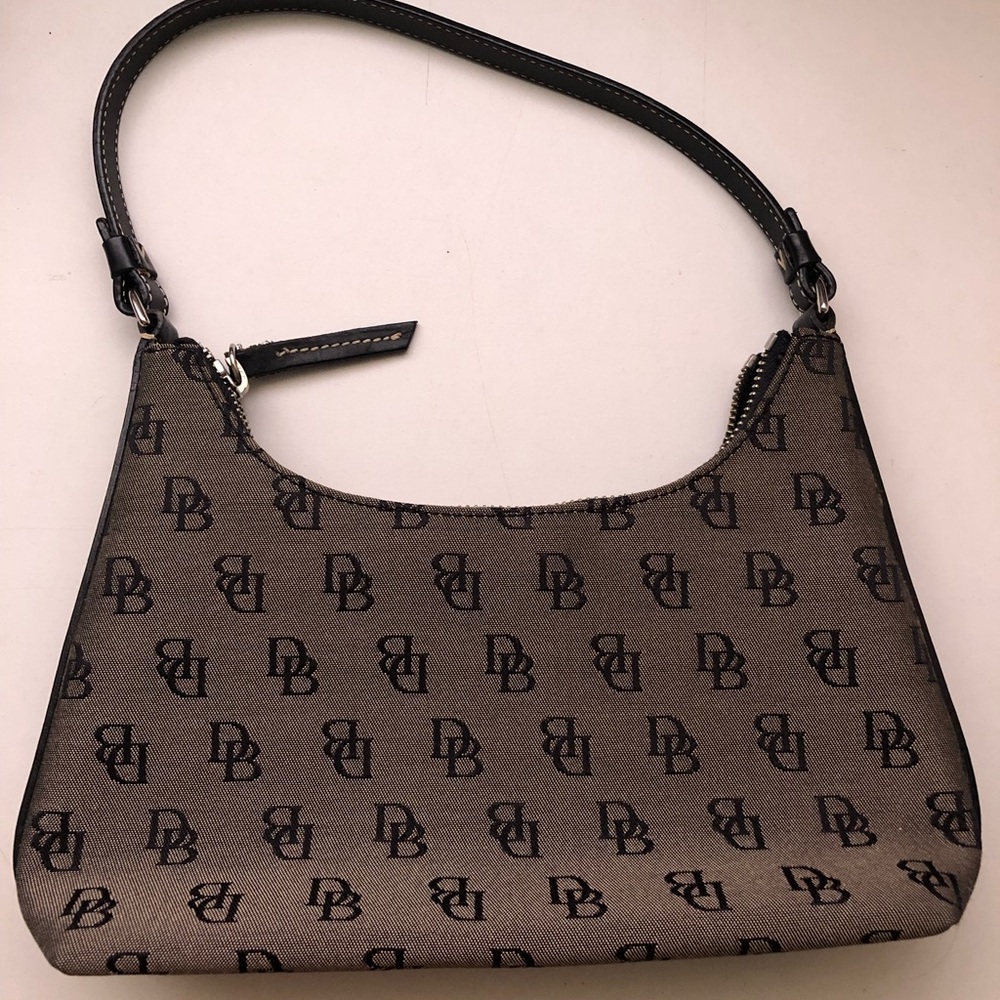 Gently-loved pristine Dooney & Burke small bag